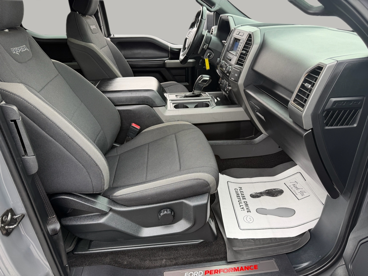 Ford F-150 SVT Raptor 2018