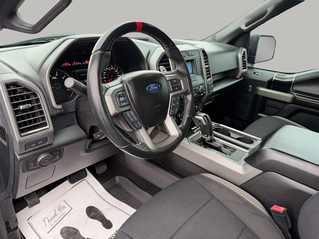 Ford F-150 SVT Raptor 2018