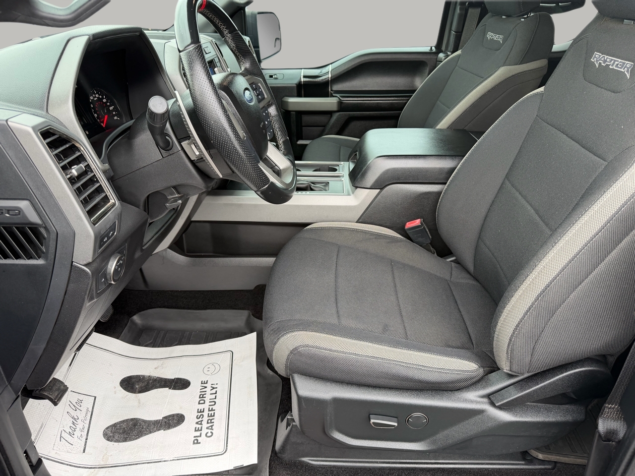 Ford F-150 SVT Raptor 2018