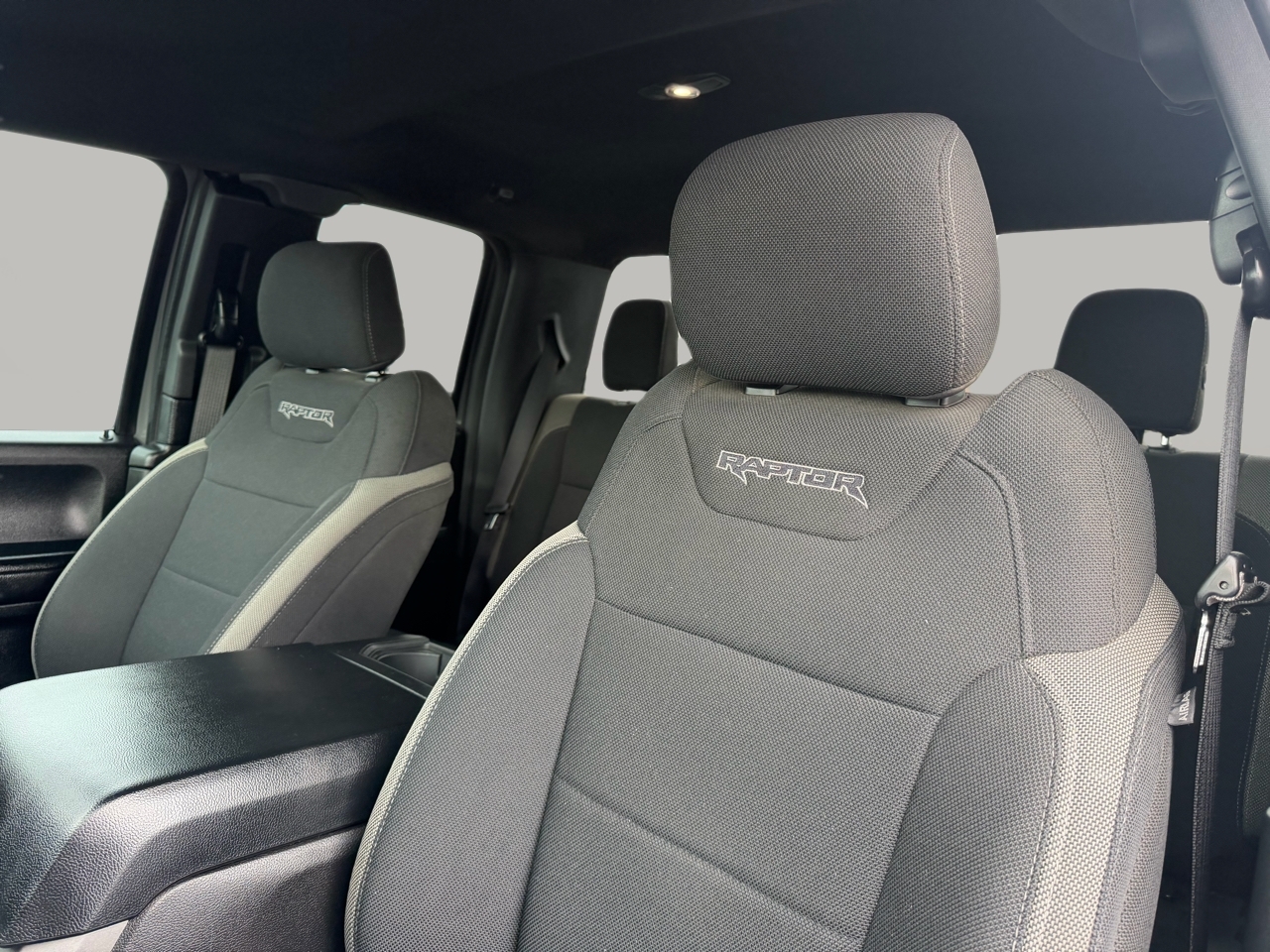 Ford F-150 SVT Raptor 2018