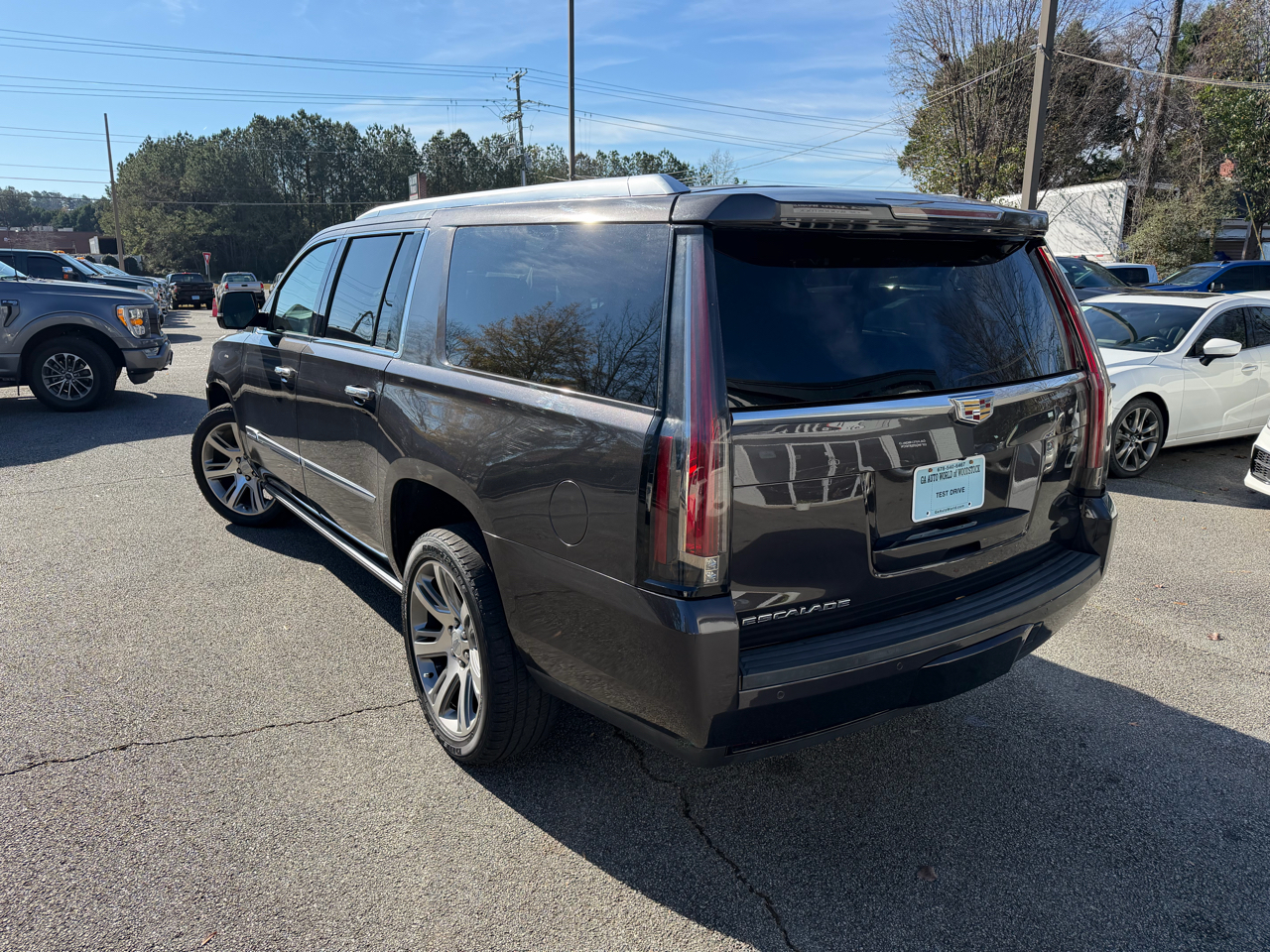 Cadillac Escalade ESV 2WD Premium 2016