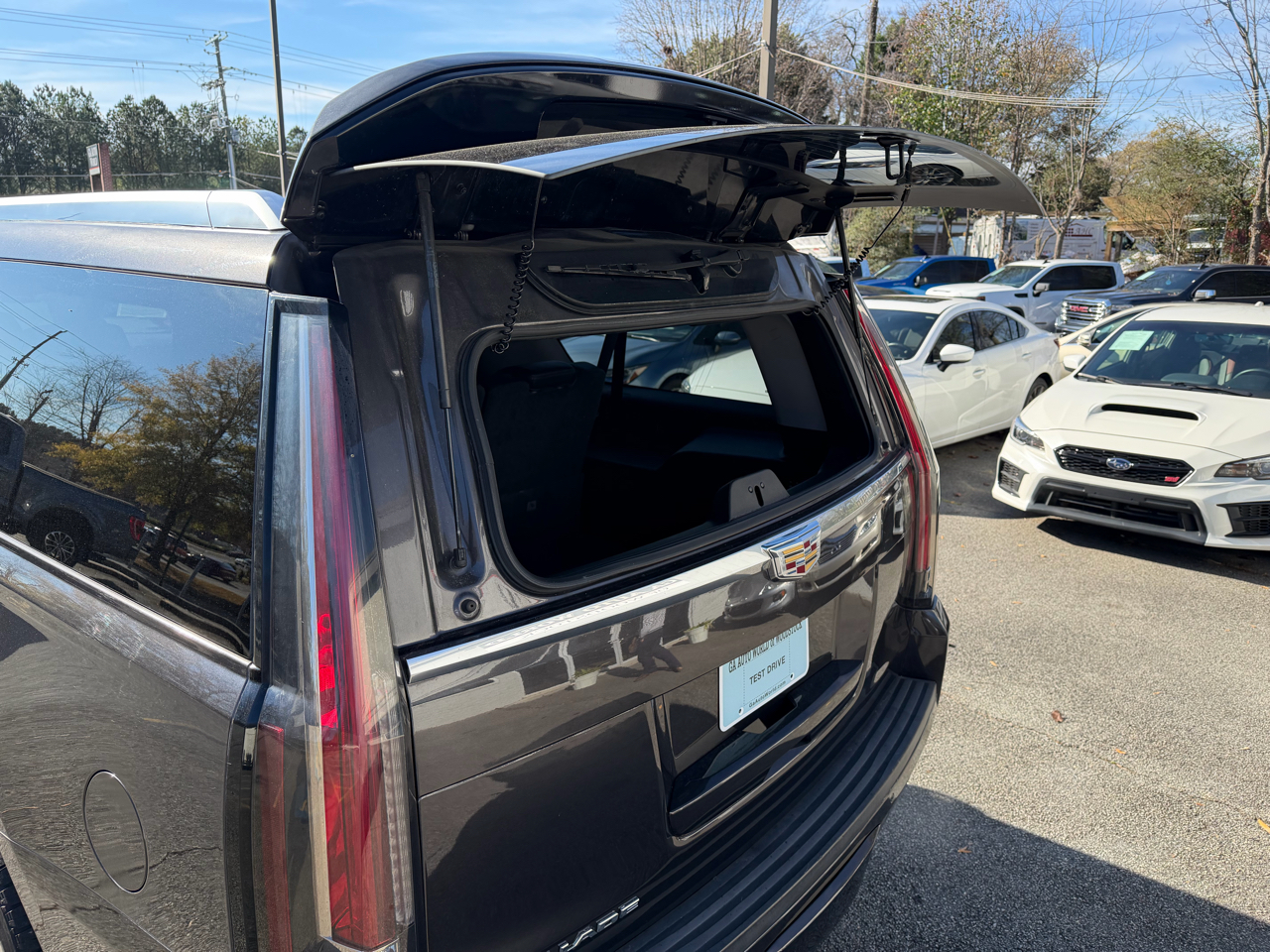 Cadillac Escalade ESV 2WD Premium 2016