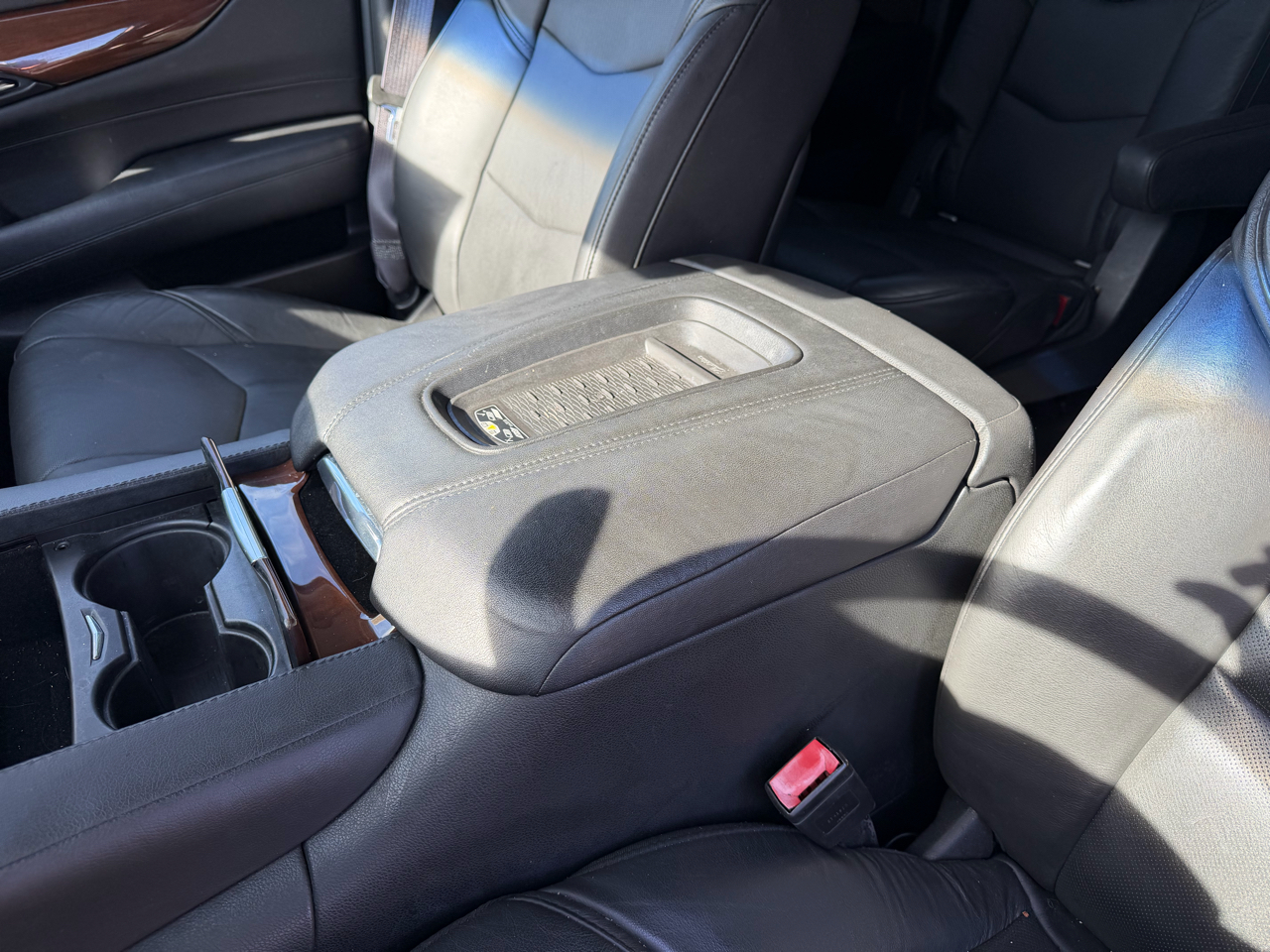 Cadillac Escalade ESV 2WD Premium 2016