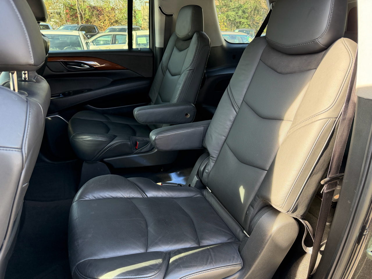 Cadillac Escalade ESV 2WD Premium 2016