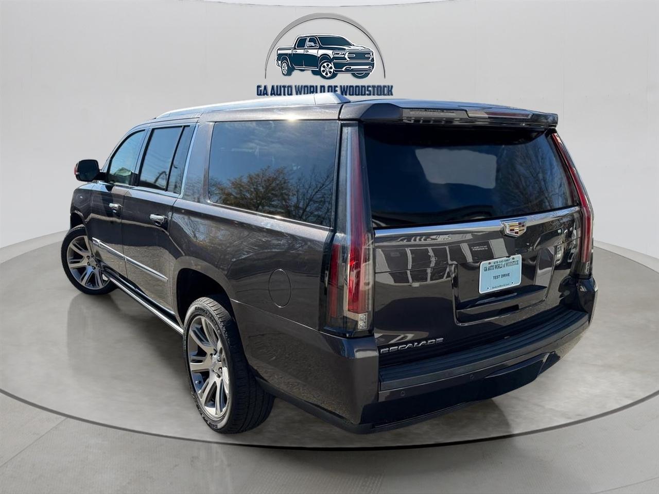 Cadillac Escalade ESV 2WD Premium 2016