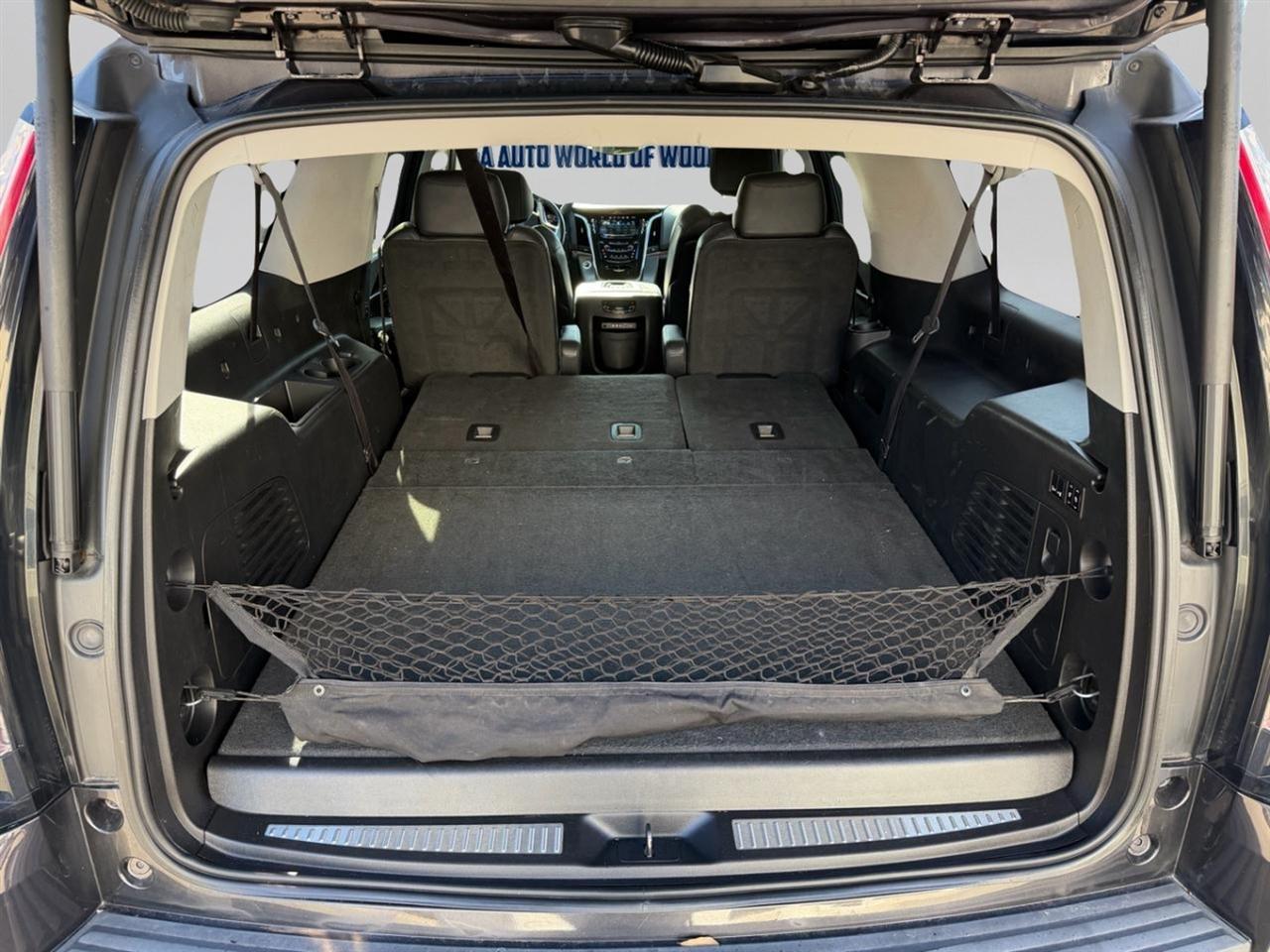Cadillac Escalade ESV 2WD Premium 2016