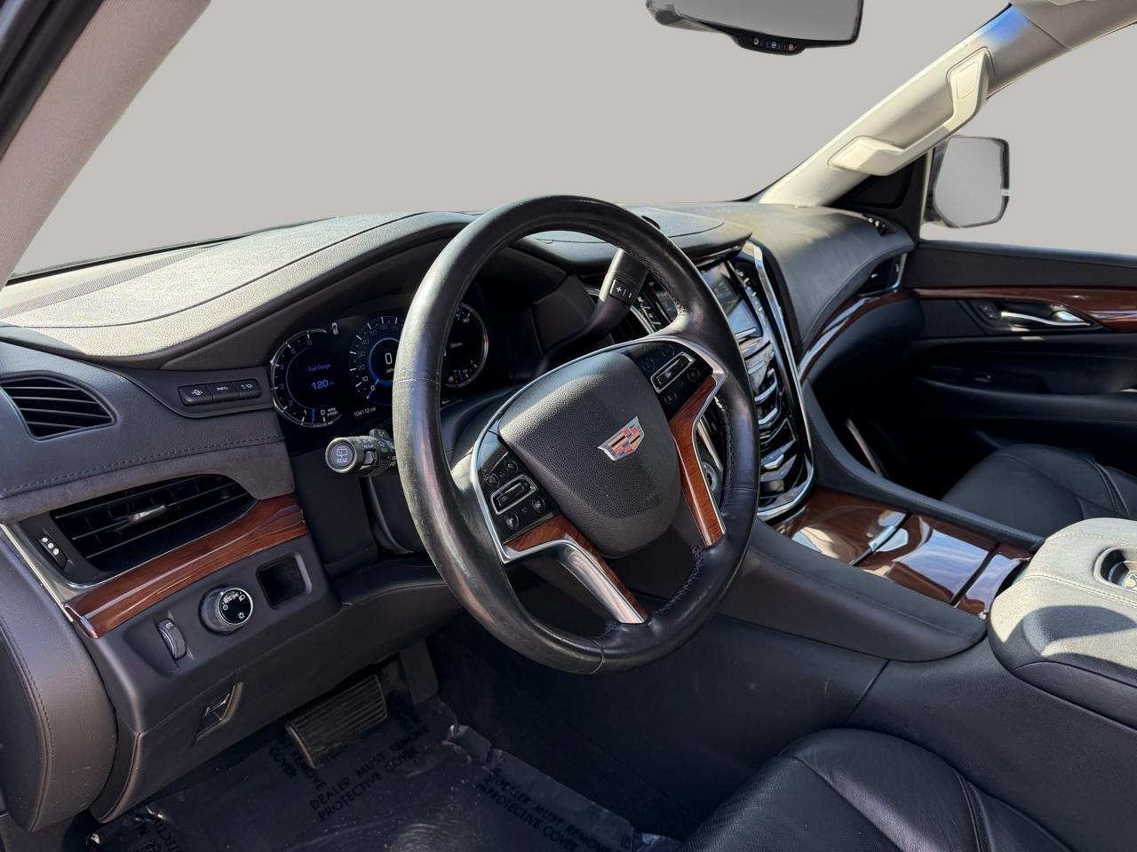 Cadillac Escalade ESV 2WD Premium 2016
