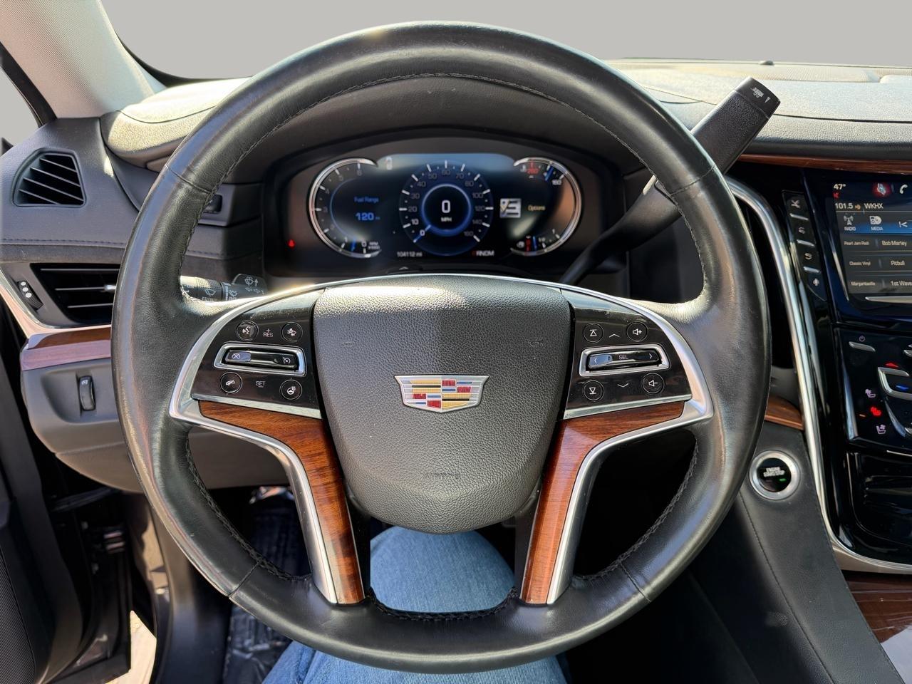Cadillac Escalade ESV 2WD Premium 2016