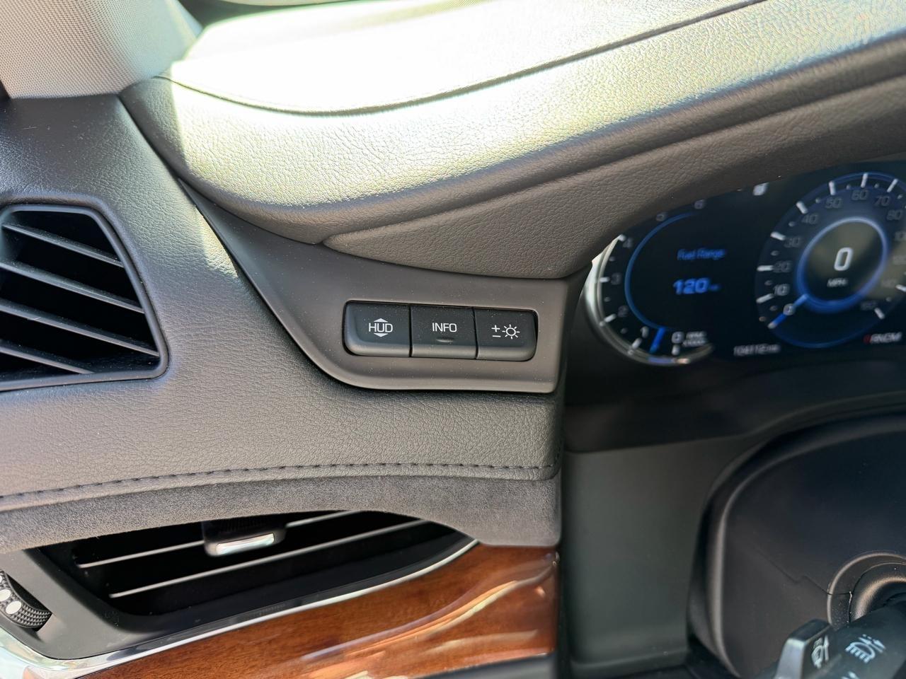 Cadillac Escalade ESV 2WD Premium 2016