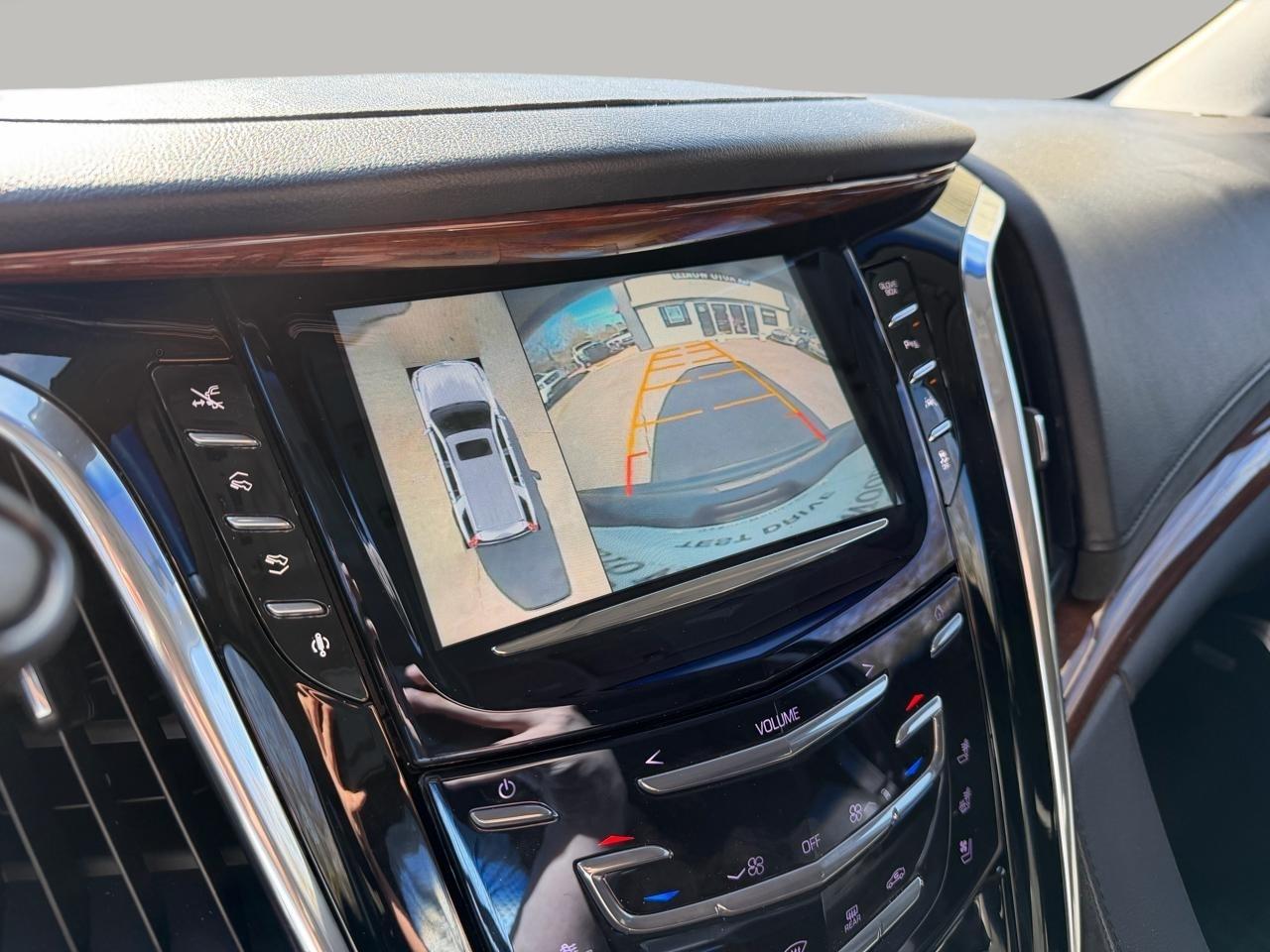 Cadillac Escalade ESV 2WD Premium 2016