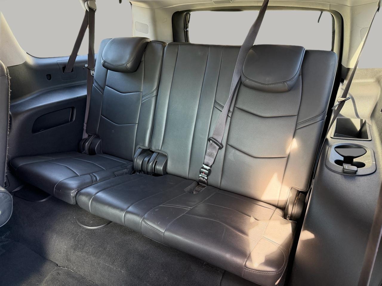 Cadillac Escalade ESV 2WD Premium 2016