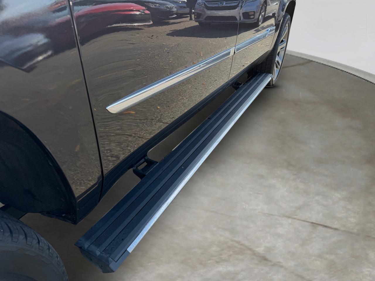 Cadillac Escalade ESV 2WD Premium 2016