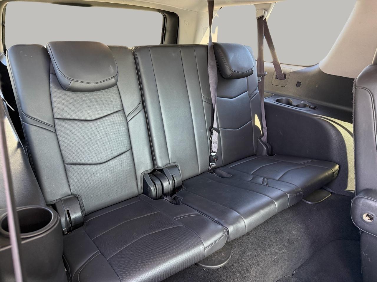 Cadillac Escalade ESV 2WD Premium 2016