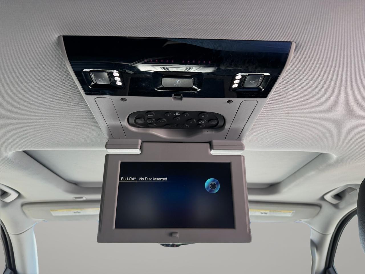 Cadillac Escalade ESV 2WD Premium 2016