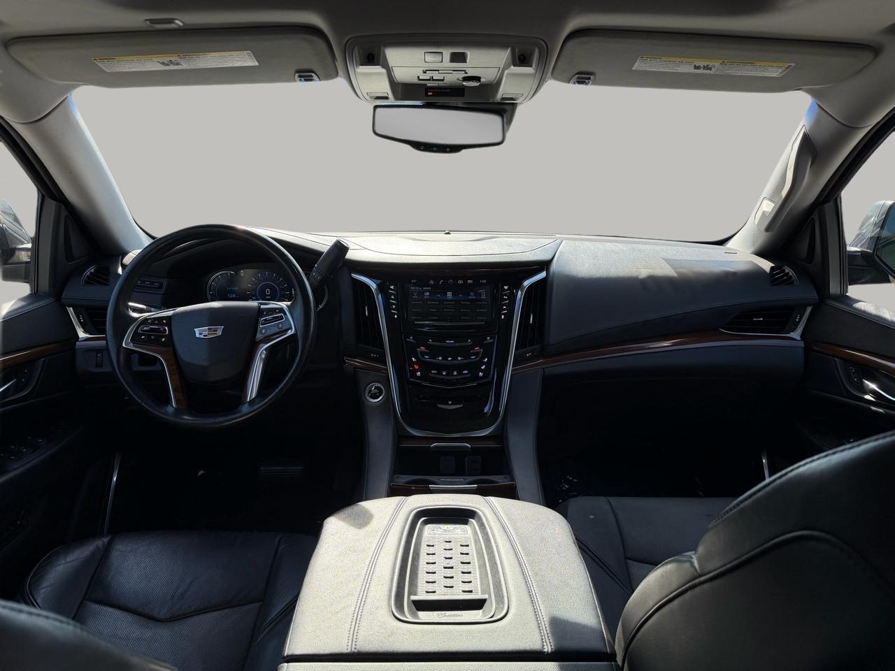 Cadillac Escalade ESV 2WD Premium 2016