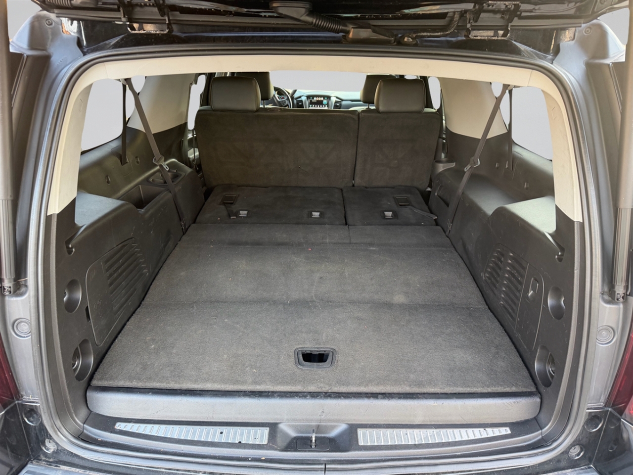 Chevrolet Suburban LT 2WD 2016