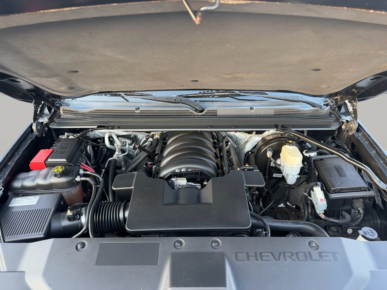 Chevrolet Suburban LT 2WD 2016