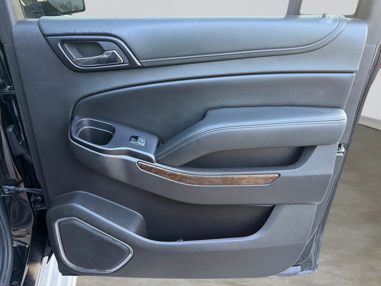 Chevrolet Suburban LT 2WD 2016