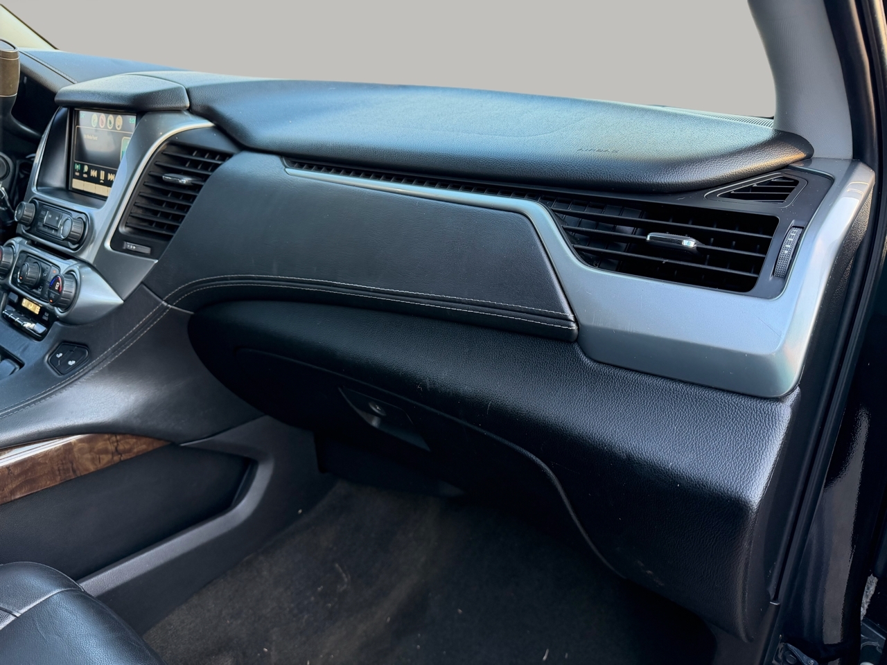 Chevrolet Suburban LT 2WD 2016