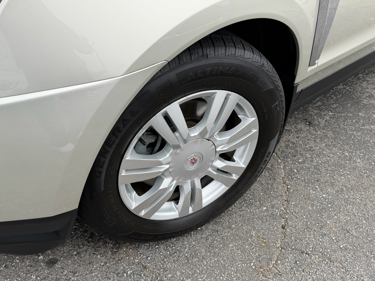 Cadillac SRX Luxury Collection FWD 2014