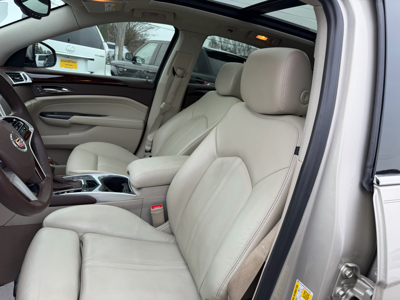 Cadillac SRX Luxury Collection FWD 2014