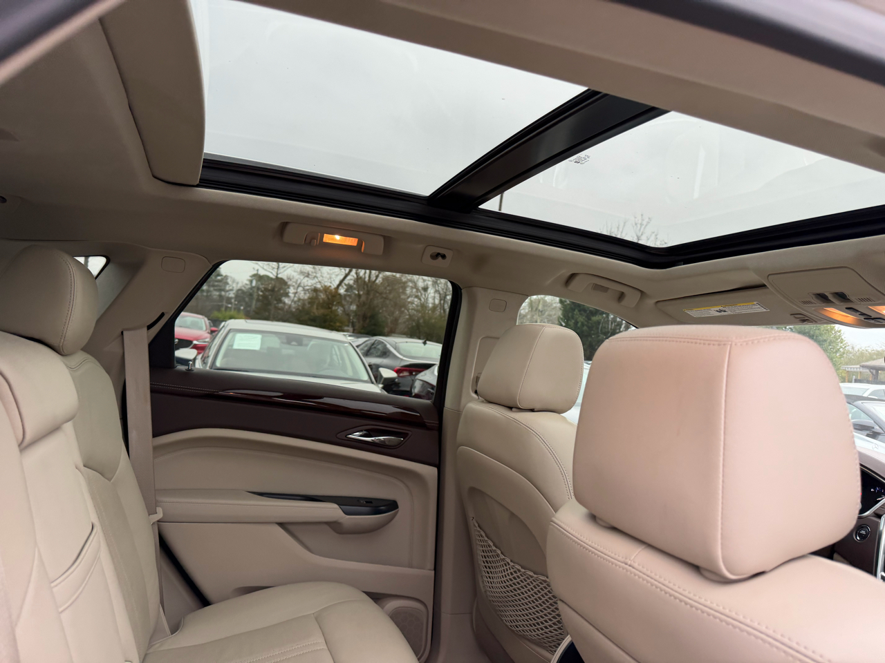 Cadillac SRX Luxury Collection FWD 2014