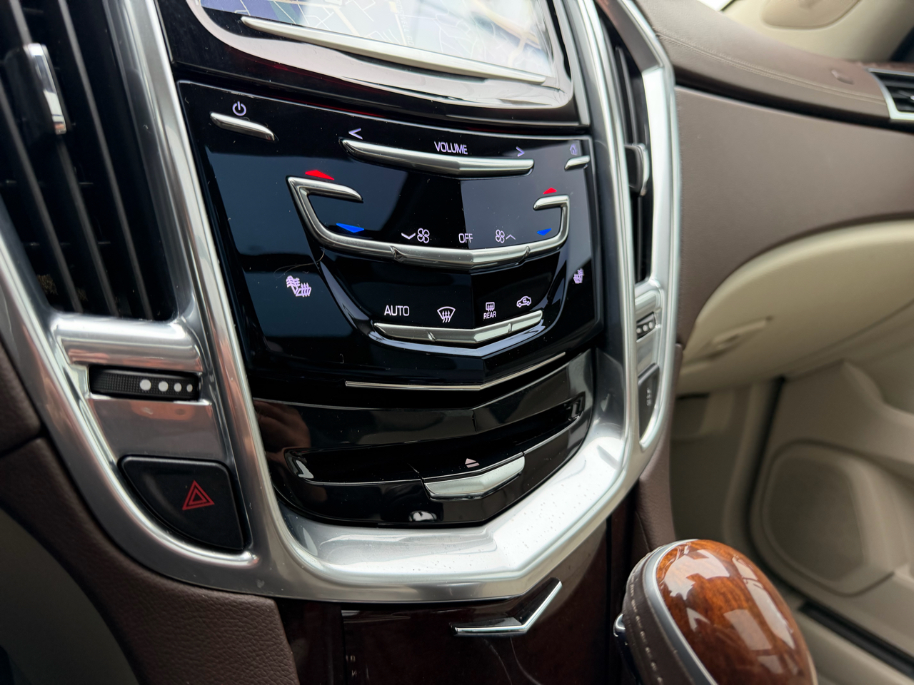 Cadillac SRX Luxury Collection FWD 2014