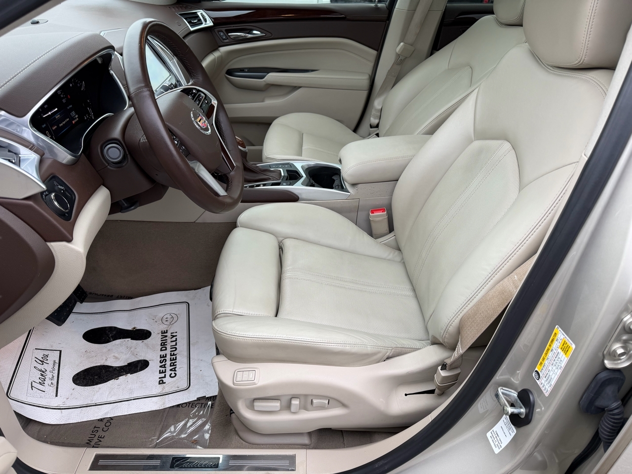 Cadillac SRX Luxury Collection FWD 2014