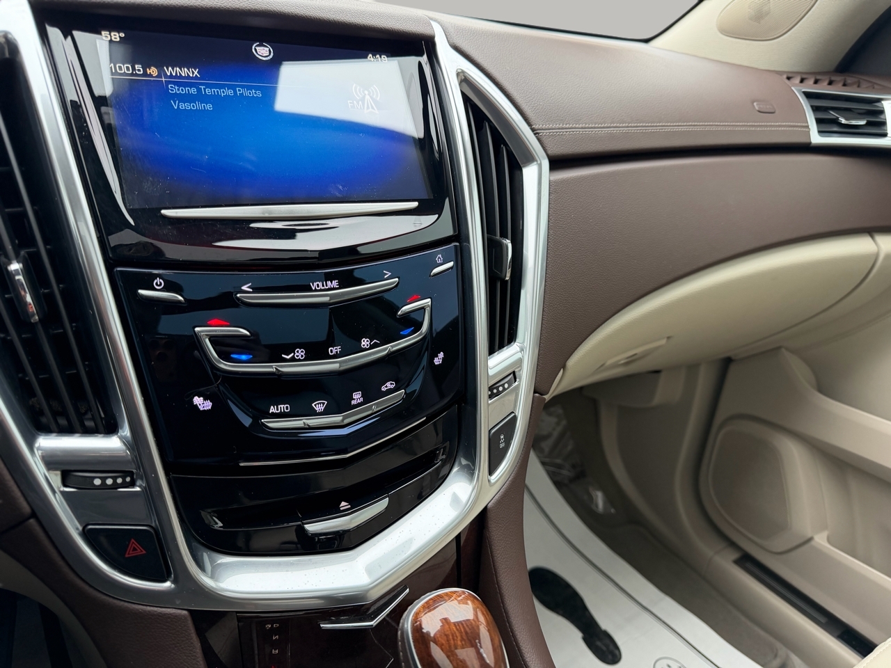 Cadillac SRX Luxury Collection FWD 2014