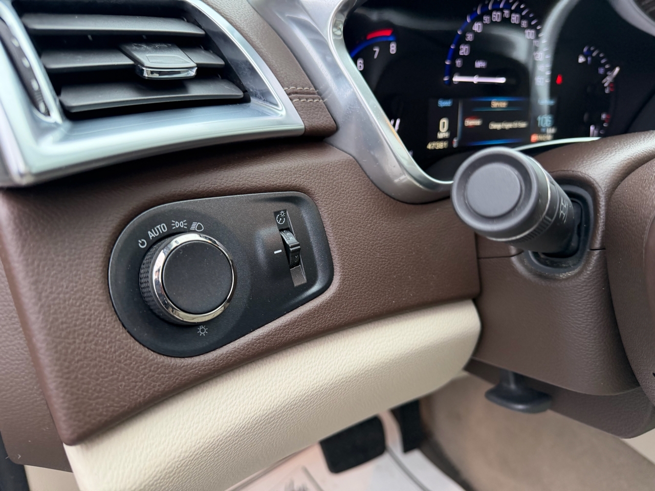 Cadillac SRX Luxury Collection FWD 2014