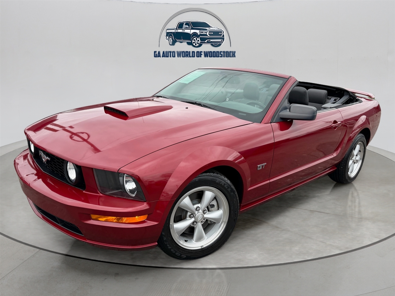 Ford Mustang GT Deluxe Convertible 2008