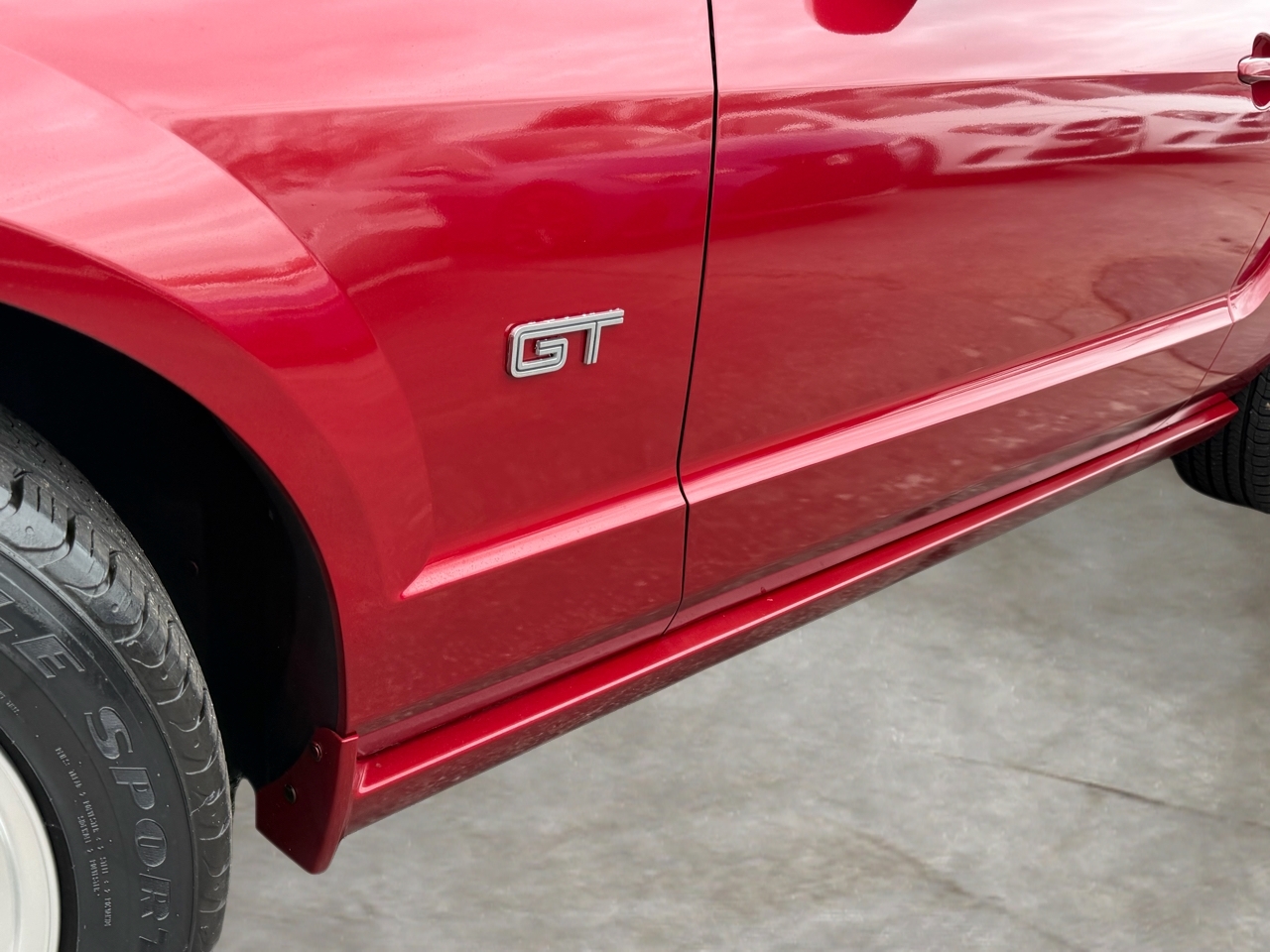 Ford Mustang GT Deluxe Convertible 2008