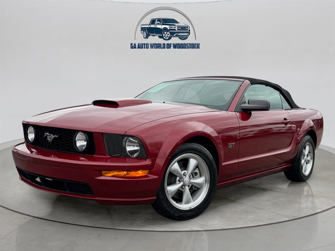 Ford Mustang GT Deluxe Convertible 2008