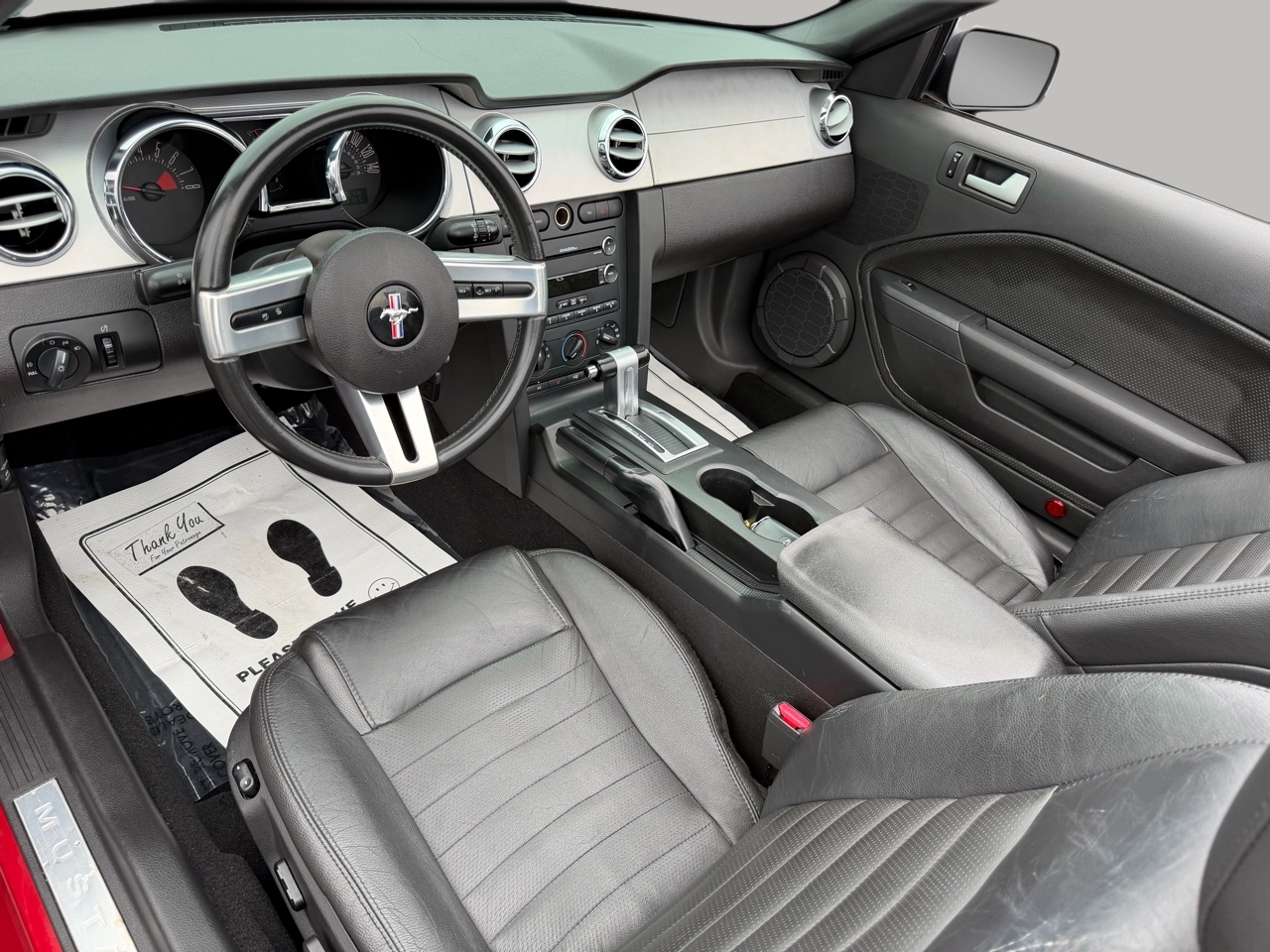 Ford Mustang GT Deluxe Convertible 2008