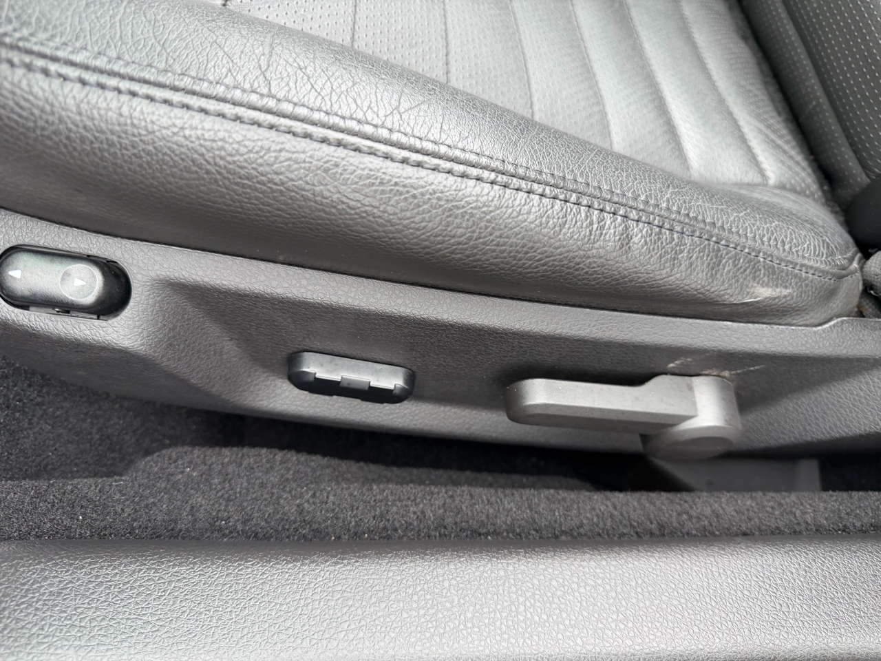 Ford Mustang GT Deluxe Convertible 2008