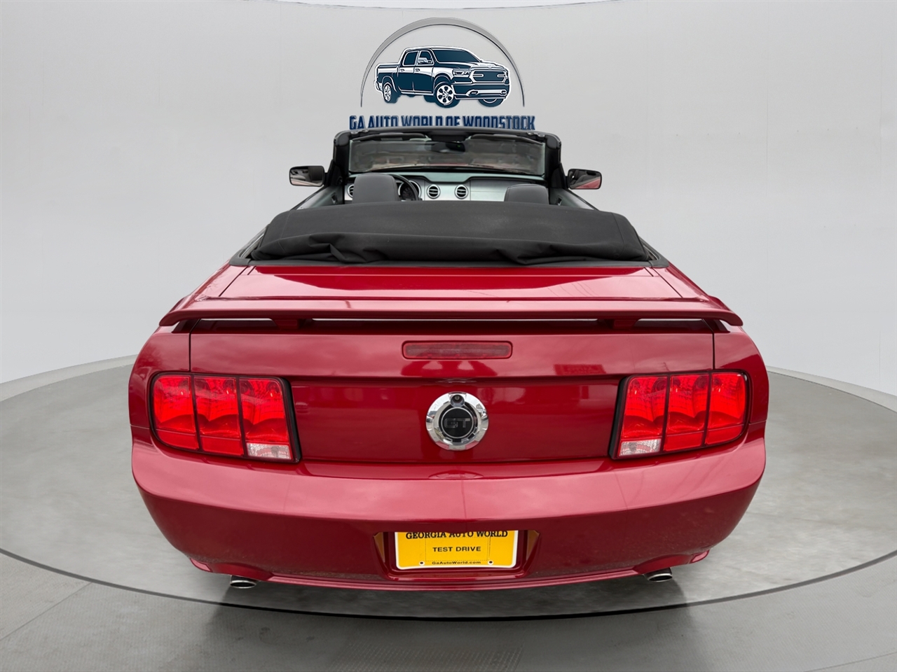 Ford Mustang GT Deluxe Convertible 2008