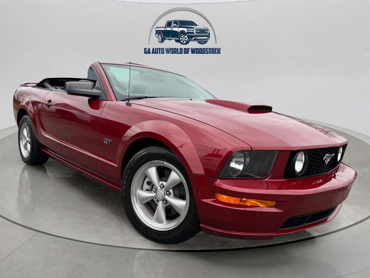 Ford Mustang GT Deluxe Convertible 2008