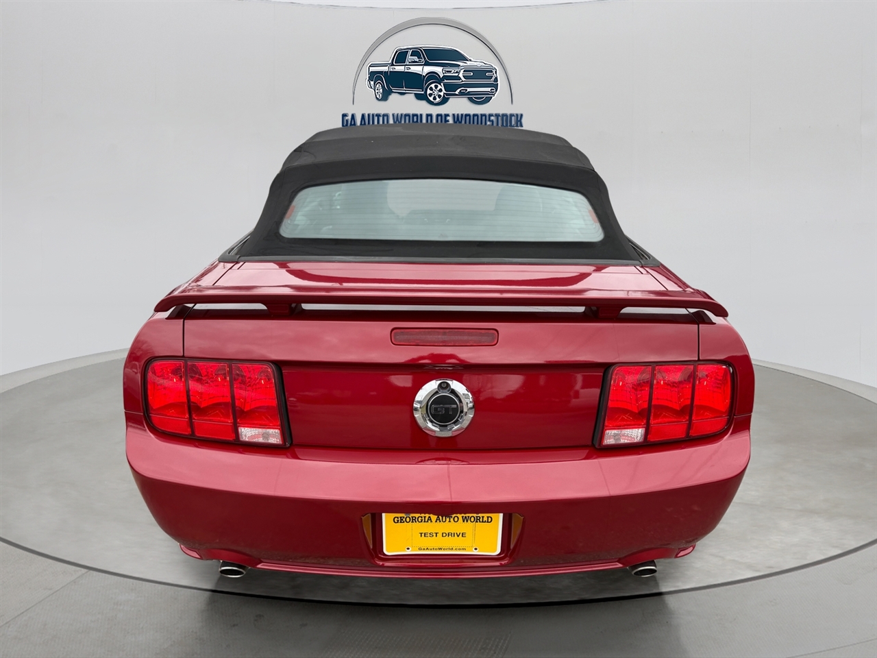 Ford Mustang GT Deluxe Convertible 2008