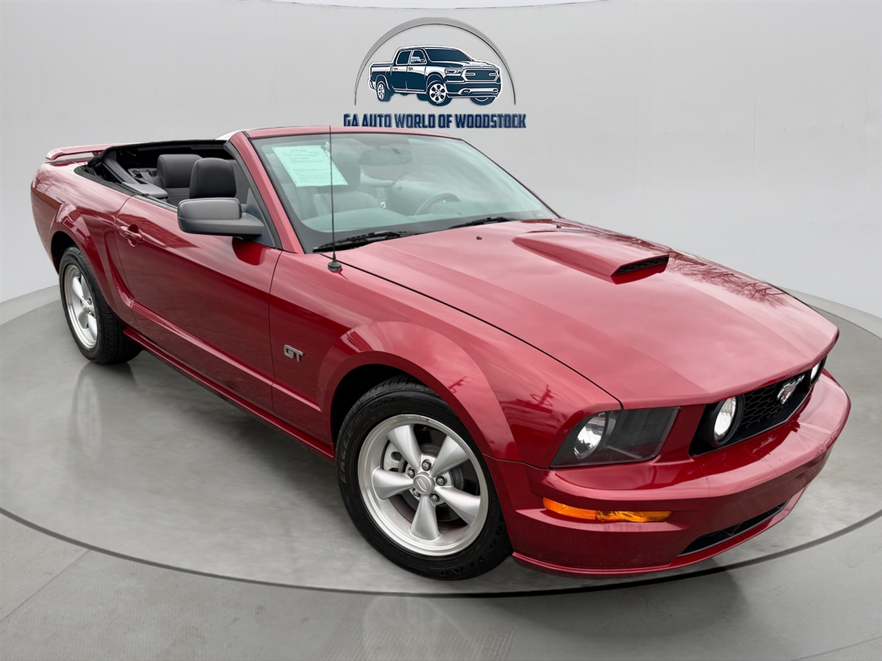 Ford Mustang GT Deluxe Convertible 2008