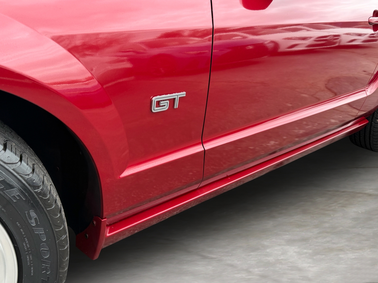 Ford Mustang GT Deluxe Convertible 2008