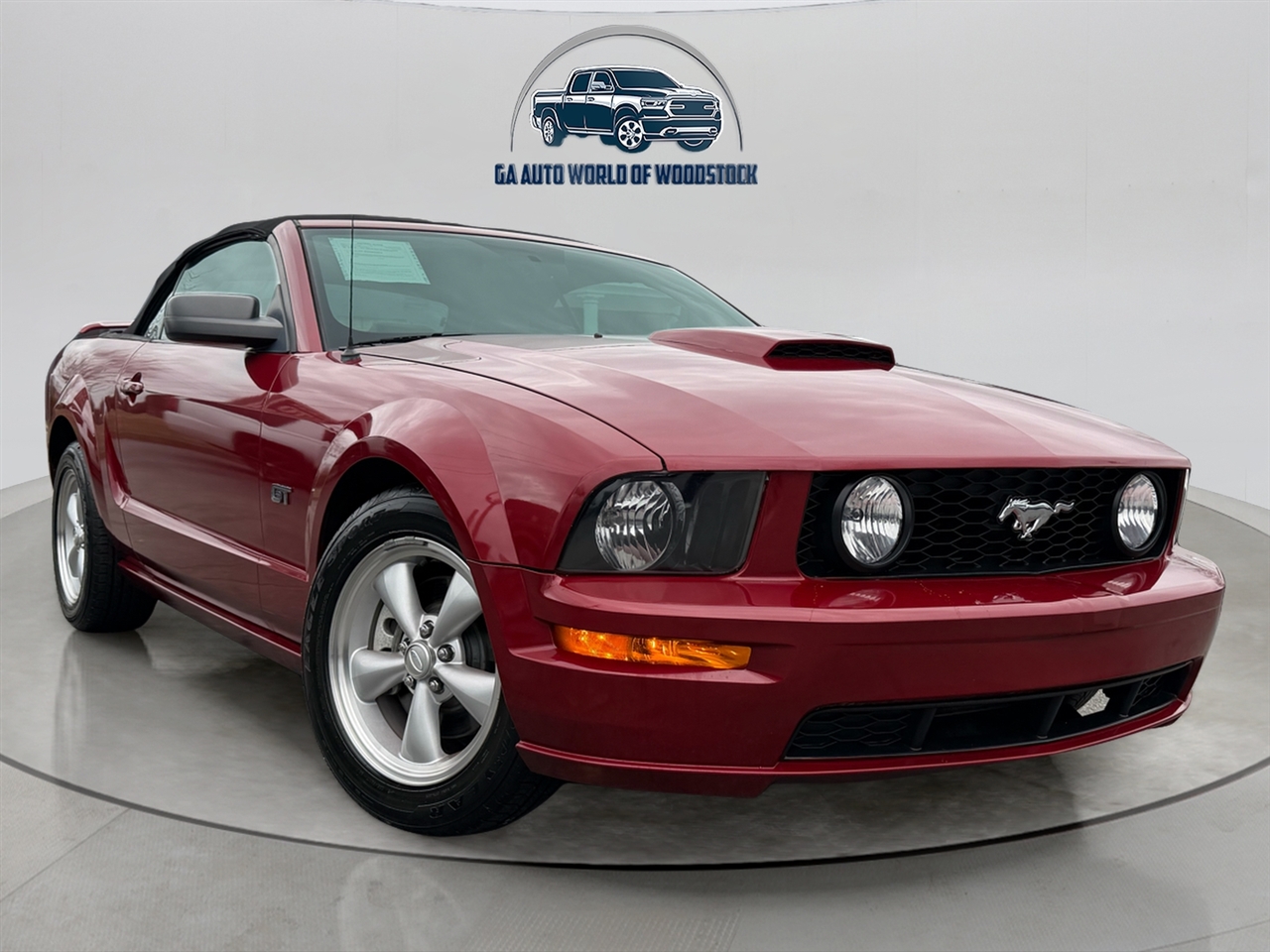 Ford Mustang GT Deluxe Convertible 2008