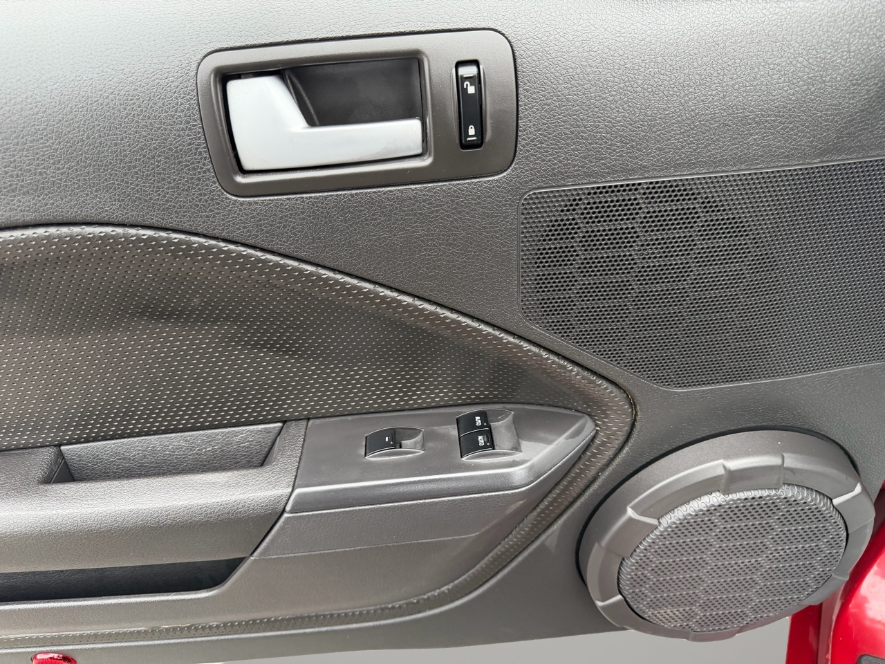 Ford Mustang GT Deluxe Convertible 2008