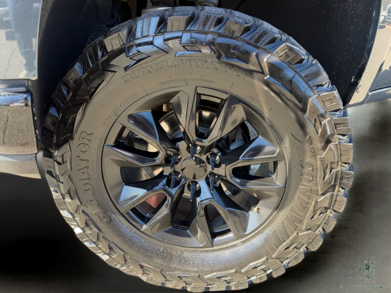 Chevrolet Silverado 1500 Custom Trail Boss Crew Cab Short Box 4WD 2020