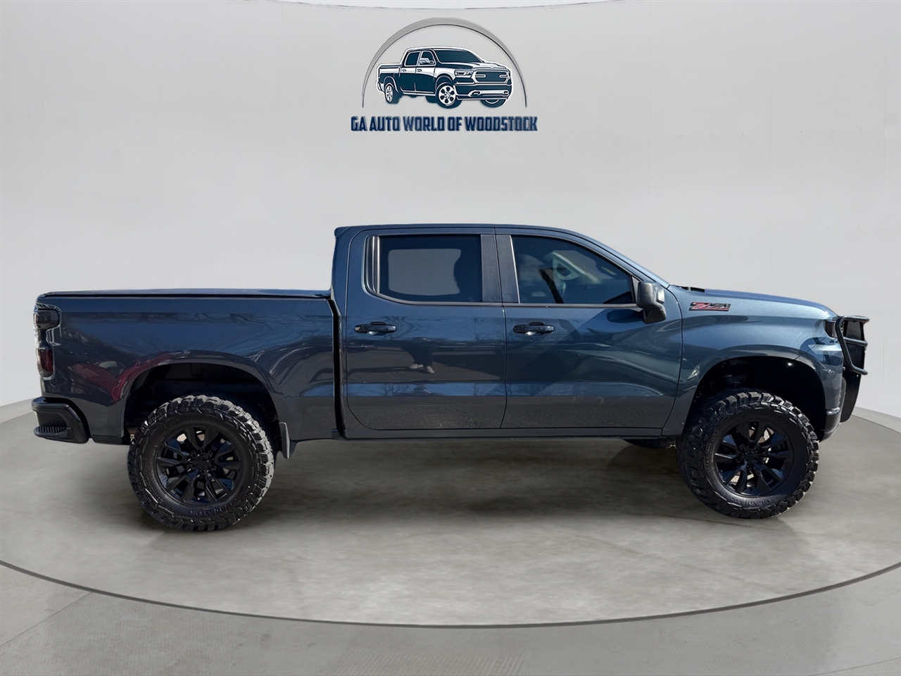 Chevrolet Silverado 1500 Custom Trail Boss Crew Cab Short Box 4WD 2020