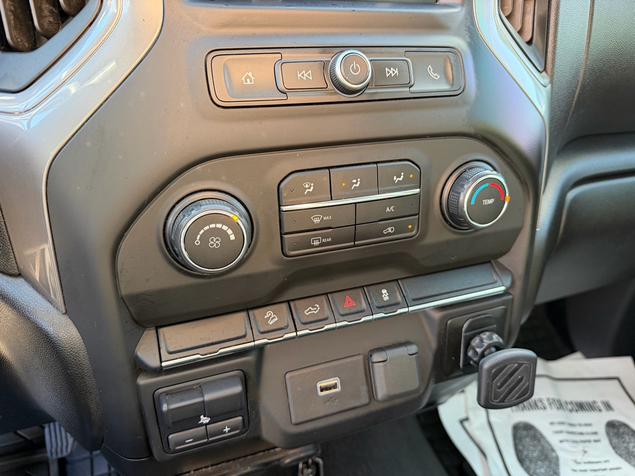 Chevrolet Silverado 1500 Custom Trail Boss Crew Cab Short Box 4WD 2020