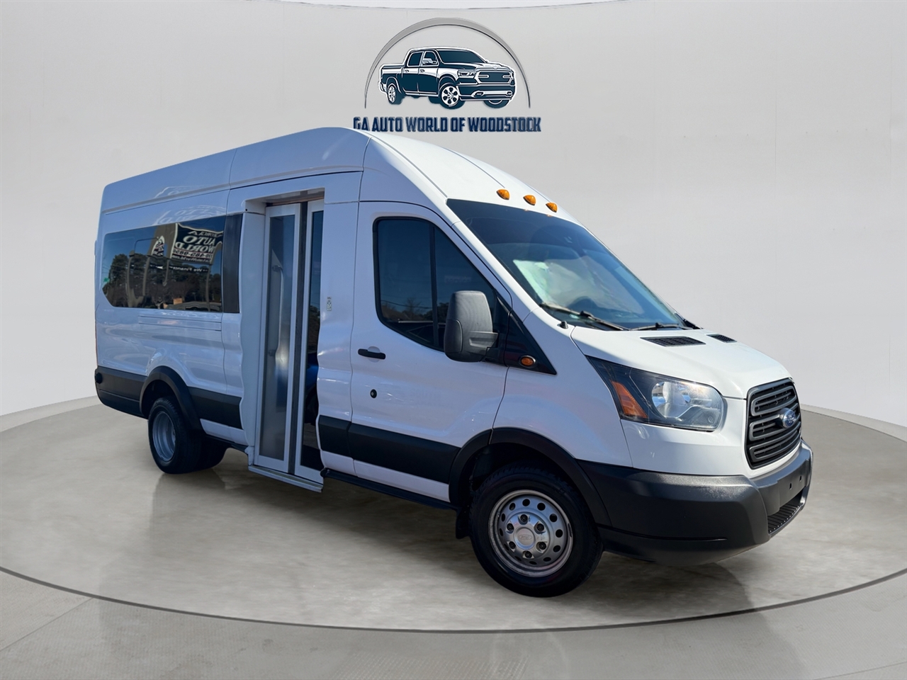 2019 Ford Transit 350 Wagon HD High Roof XLT Dual Slide. 148 WB EL