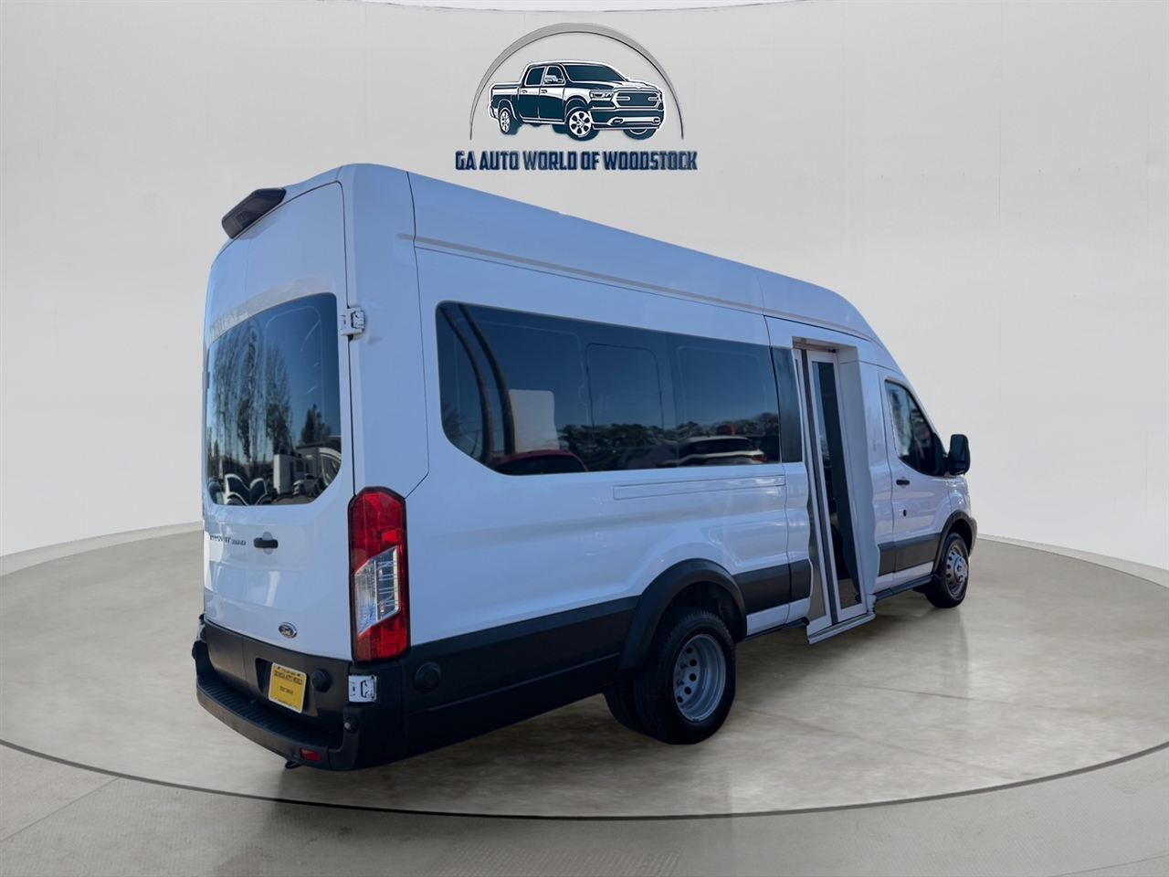 Ford Transit 350 Wagon HD High Roof XLT Dual Slide. 148 WB EL 2019