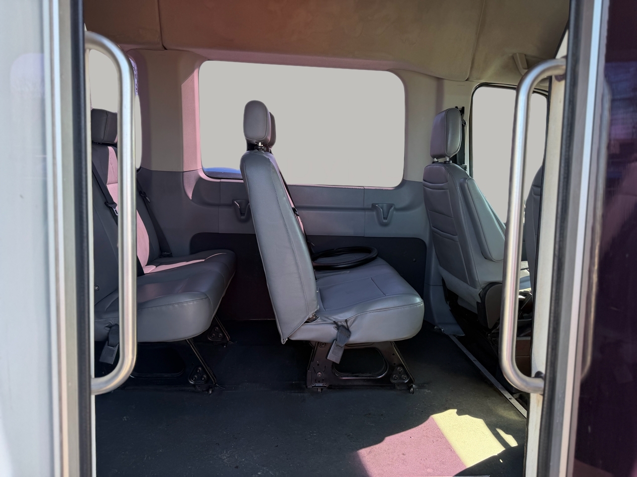 Ford Transit 350 Wagon HD High Roof XLT Dual Slide. 148 WB EL 2019