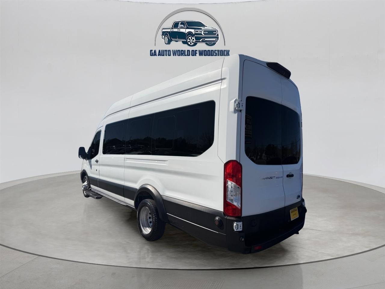 Ford Transit 350 Wagon HD High Roof XLT Dual Slide. 148 WB EL 2019