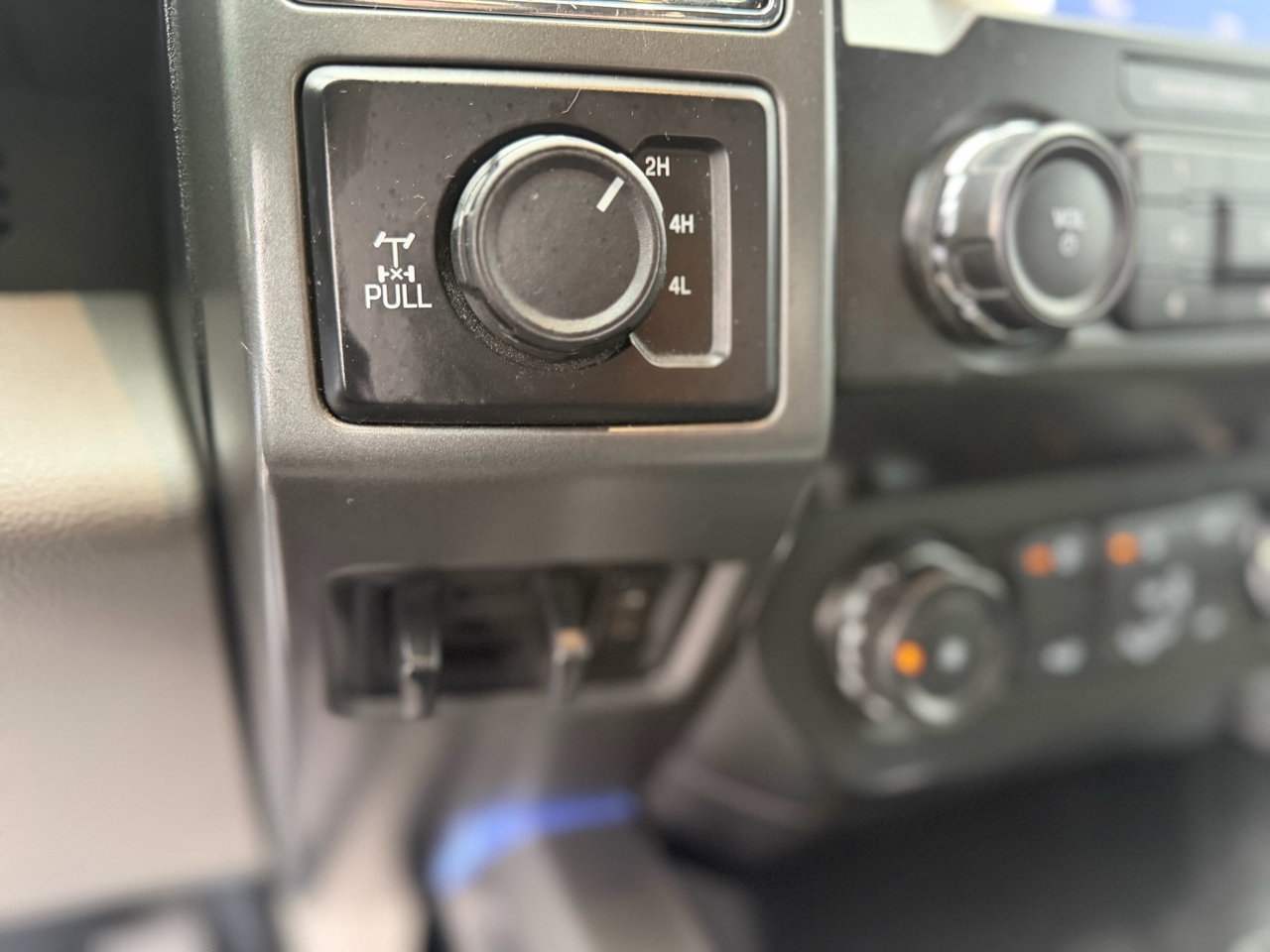 Ford F-250 SD XLT SuperCab Long Bed 4WD 2020